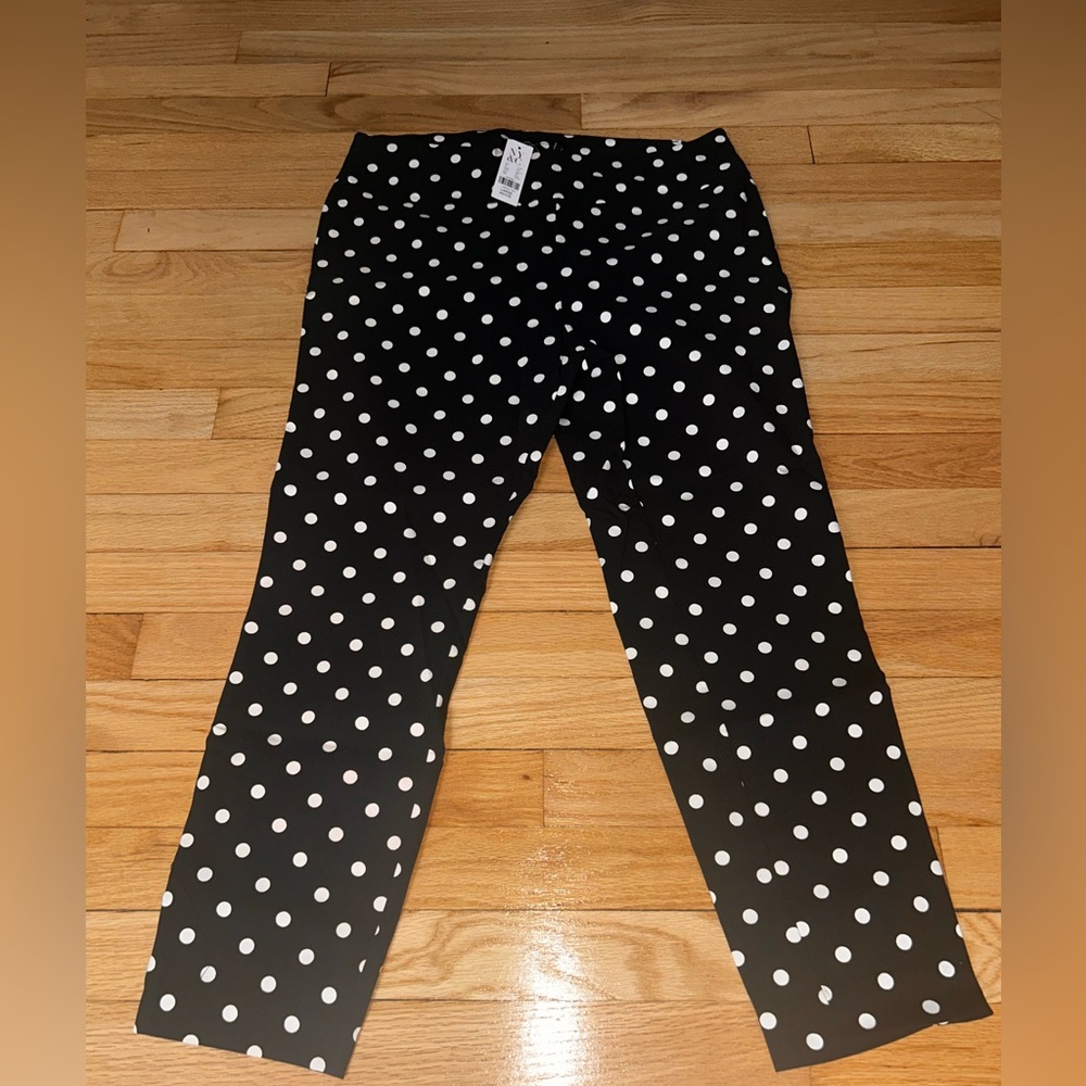 Black and white polka dot pull capris